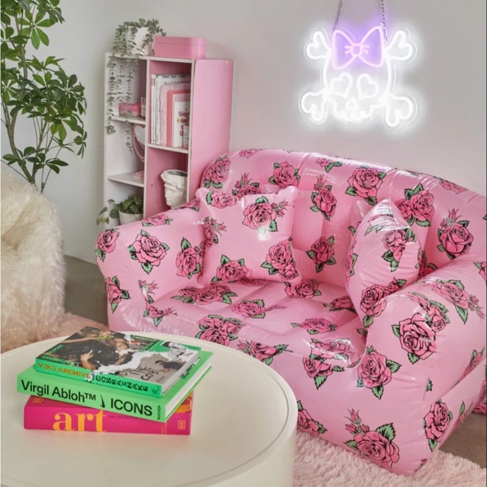 Pink Rose Print Inflatable Loveseat Couch with pillows